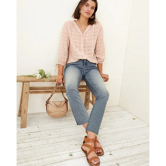 Driftwood Roxy Kick Flare Jeans - Picture 1 of 13